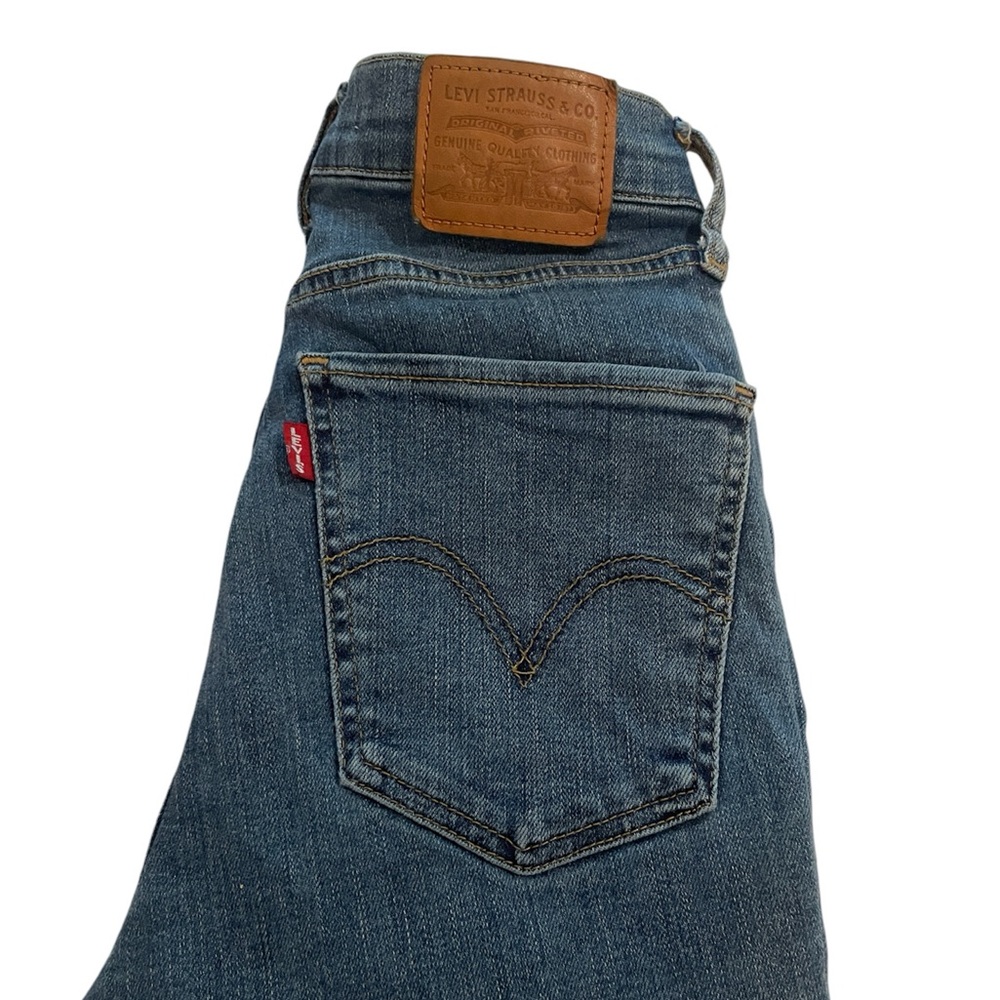 Levi jeans